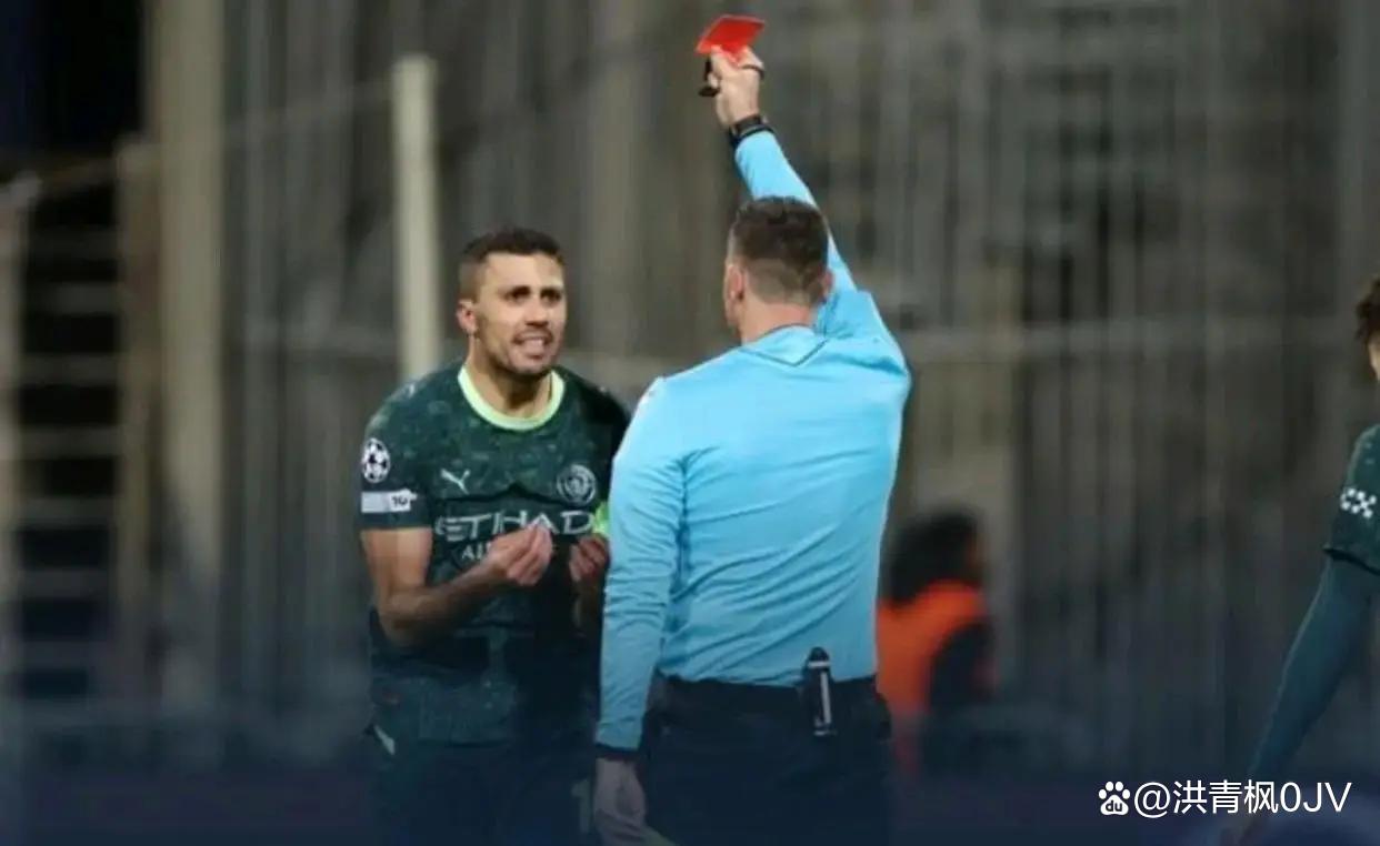 窗口期欧冠传出新动向，成都蓉城更衣室发声，管理层表态：球迷炸锅，轮换策略成焦点的简单介绍